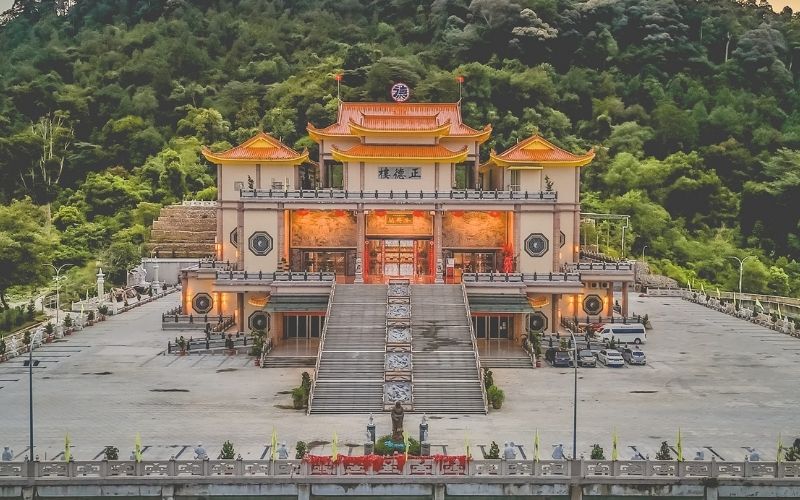 Che Eng Khor Moral Uplifting Society 峇株吧辖德教会紫英阁 13