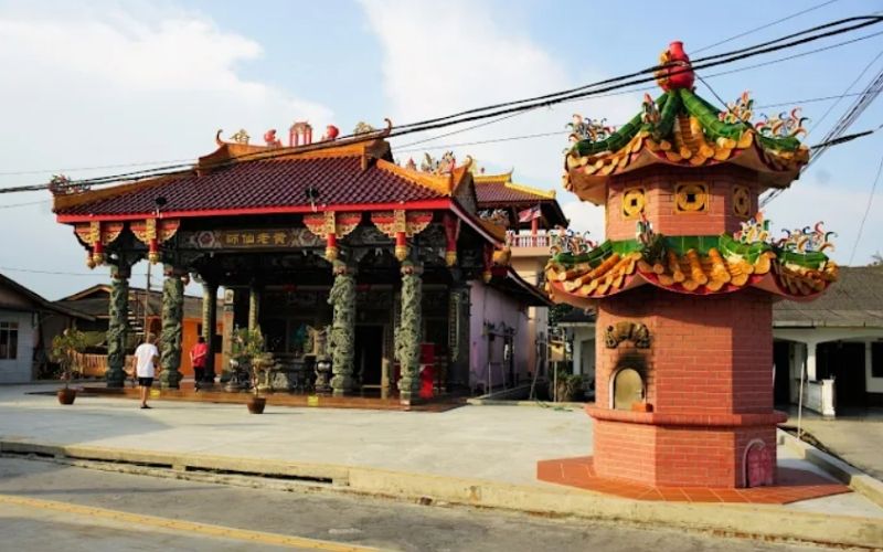 Huang Lao Xian Shi Taoist Temple 龟咯港脚黄老仙师慈德庙 5