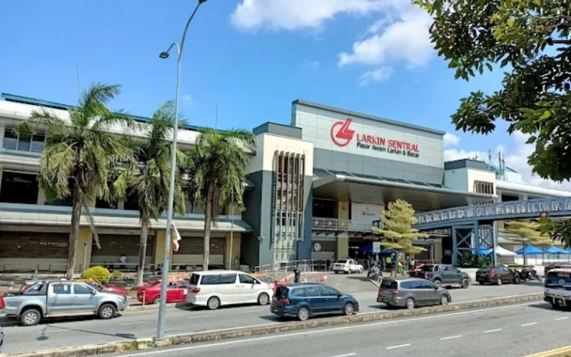 Pasar Besar Larkin 2
