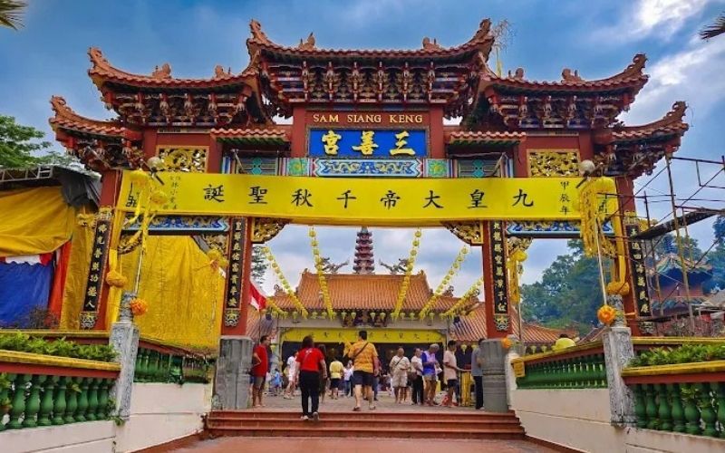 Sam Siang Keng 三善宮