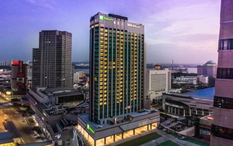 Holiday Inn Johor Bahru City Centre by IHG 10