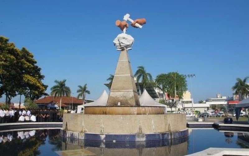 凿石城 Dataran Penggaram Batu Pahat 7