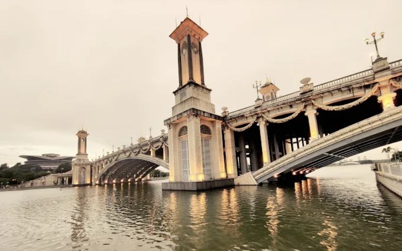 Seri Gemilang Bridge 1