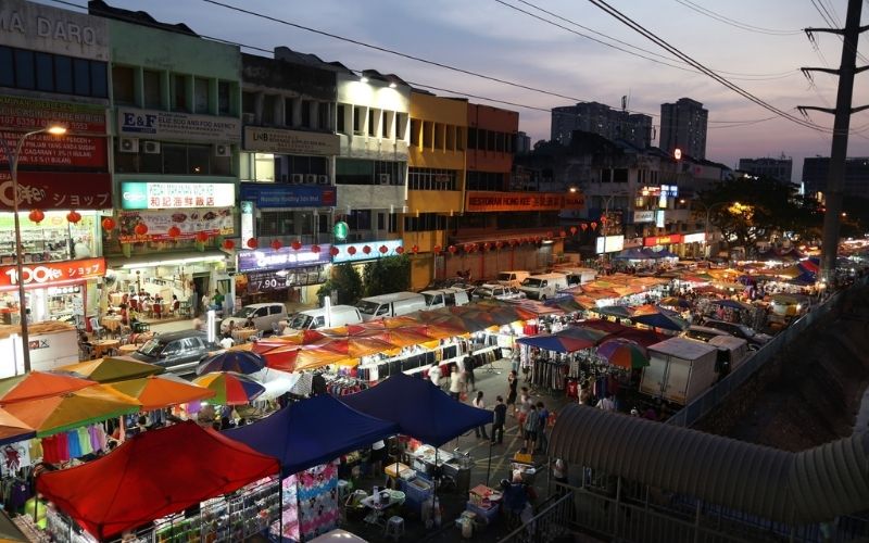 Taman Connaught Night Market 1