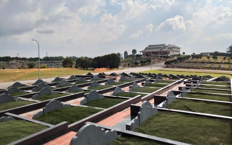 Tiong-Hua Memorial Park(GELANG PATAH) 7